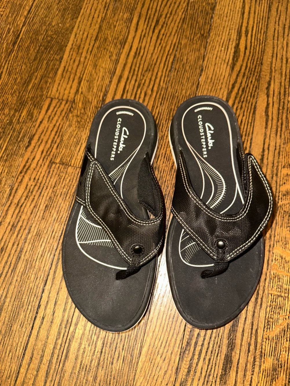 Clarks Cloudsteppers Black Slip-On Flip Flops